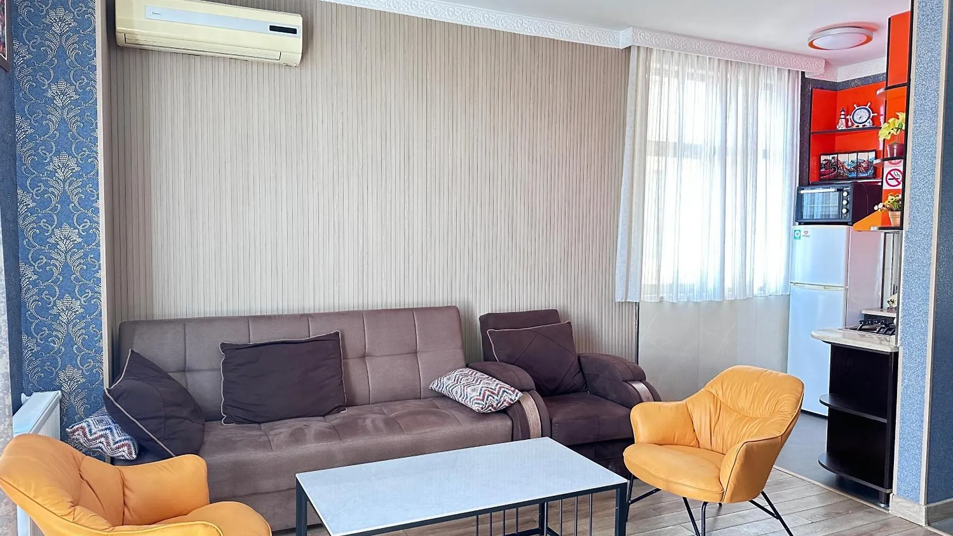 Lägenhet Apartament On Rustaveli Batumi