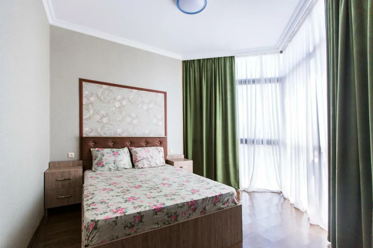 Apartament On Rustaveli Batumi 0*,  Georgien